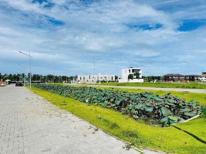 Nền biệt thự 16.5x15 hẻm kỹ thuật 4m đối diện hồ sen giá 9 tyt 9