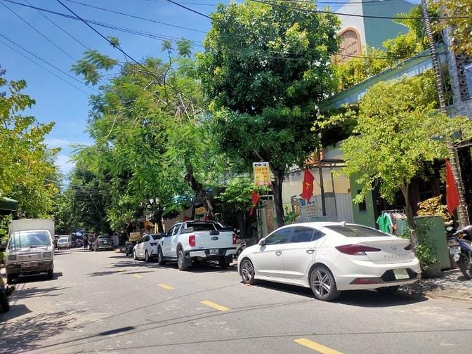 Bán nhà đẹp 3 tầng MT Phùng Tá Chu, (7m5) gần biển, Mân Thái, Sơn Trà