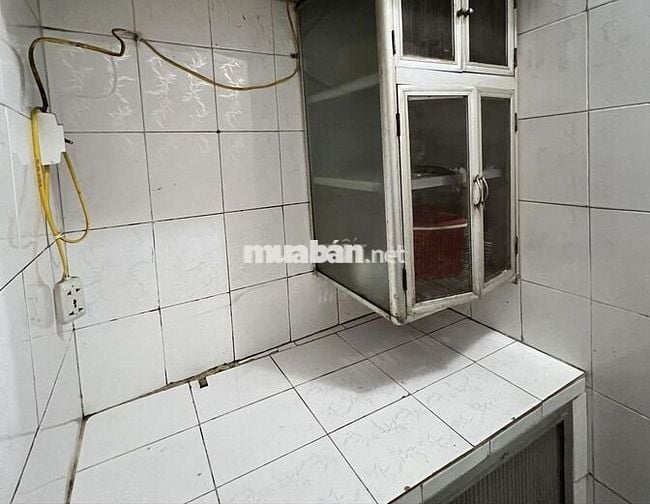 Cho thuê phòng trọ 15m2 mặt đường phạm ngọc thạch