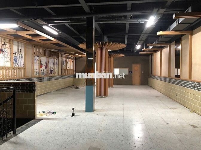 NHÀ ĐẸP NGANG LỚN 8MX23 SÀN 500M2 Đ.CAO THẮNG Q3 TUYẾN 2 CHIỀU SẦM UÂT