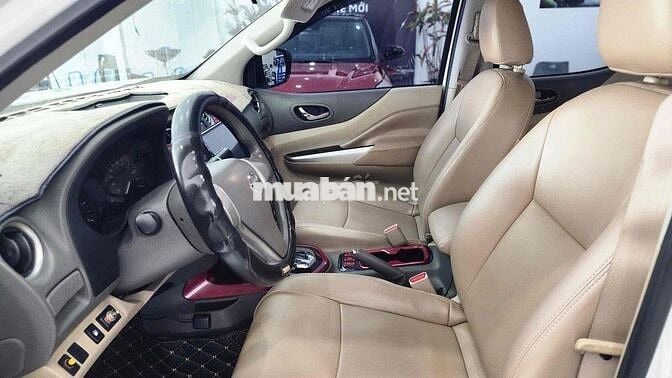 Nissan Navara 2017 NP300 EL 4x2 AT - 74000 km