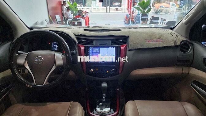 Nissan Navara 2017 NP300 EL 4x2 AT - 74000 km