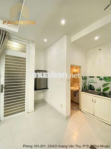 CHO THUÊ PHÒNG NGÃ TƯ PHÚ NHUẬN-STUDIO MỚI-FULL NT-BAN CÔNG RỘNG-30M2