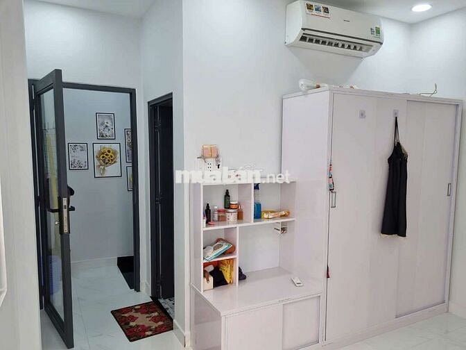 Cho thuê nhà nhỏ đẹp Nguyễn Thượng Hiền phường 4 quận 3