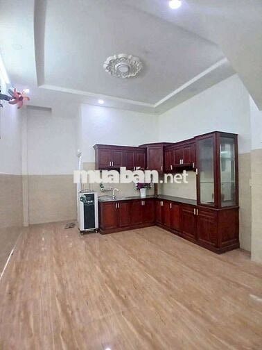 Nhà1 trệt 2 lầu hẻm liên khu 4/5 BHH B bình tân