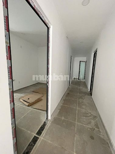 25CHDV Nhà  888/  Lạc Long Quân , Phường 8, Quận Tân Bình.