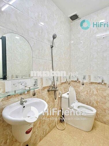 10p qua Q5 Cửa sổ trời Full nội thất nhà thang máy Hầm xe có bảo vệ