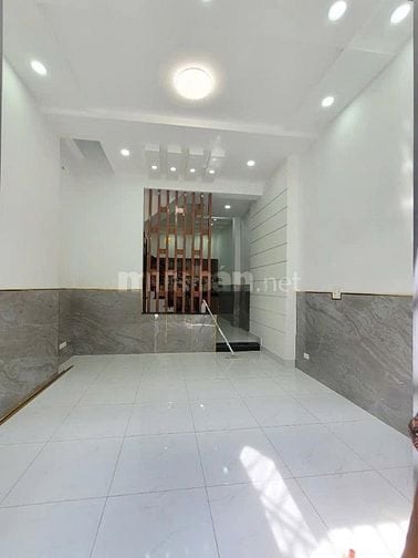 ⏳ Chủ ngộp bank – cần bán gấp nhà Q10 giá mềm dưới 4 tỷ