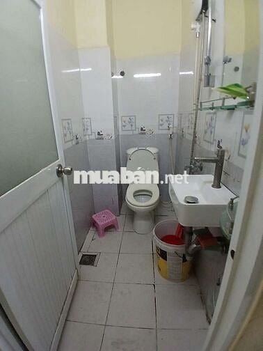Cho thuê nhà 5pn ngay ngã tư hàng xanh p17 bình thạnh