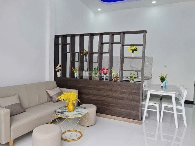 Kẹt tiền bán gấp căn nhà Đ.Trần Tử Bình, củ chi 150m2 SHR. Giá 905Tr