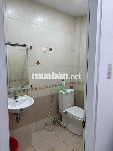 Phòng lớn 65m2 (tầng 2) KDC Kim Sơn Q7, tiện nghi như căn hộ mini