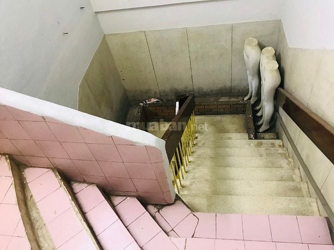 Cho thuê nhà riêng Q5, chân cầu Chà Và, diện tích 50 m2, 1 gác, 3,9tr