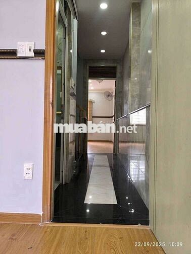 NHÀ ĐẸP GIÁ TỐT 3LẦU -HẺM XE HƠI - LÊ VĂN KHƯƠNG QUẬN 12