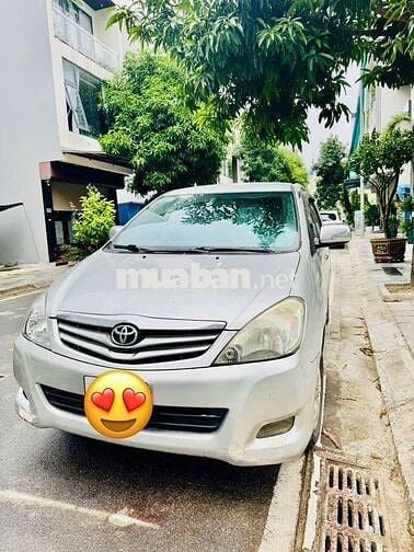 Toyota Innova 2009 G - 28000 km