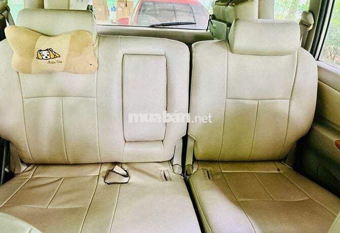 Toyota Innova 2009 G - 28000 km