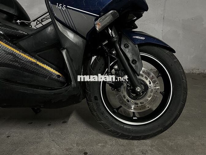 Chính chủ cần bán xe NVX 155 xanh đen 2018