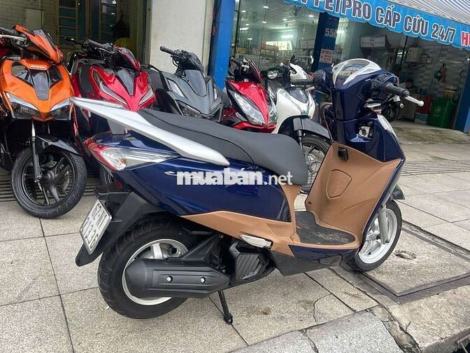 Honda lead Fi 2016 mới 90% biển số 62 chính chủ