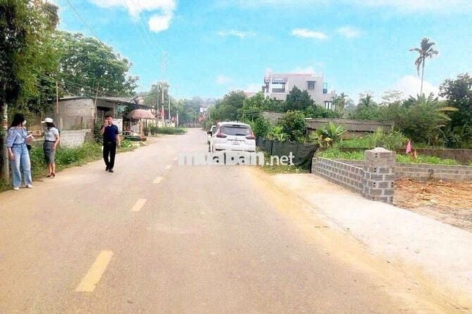 BÁN ĐẤT MẶT ĐƯỜNG LIÊN XÃ PHÚ MÃN