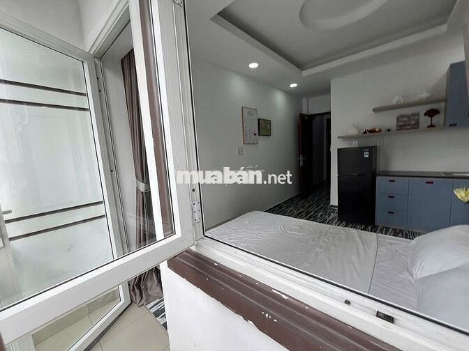 KHAI TRƯƠNG CĂN HỘ BAN CÔNG - CỬA SỔ THOÁNG MÁT NGAY NGUYỄN CẢNH CHÂN