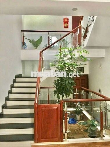 Nhà Full Nội Thất 1 Trệt 3 Lầu 5PN 4x18m Khu Công Ích Phạm Hữu Lầu