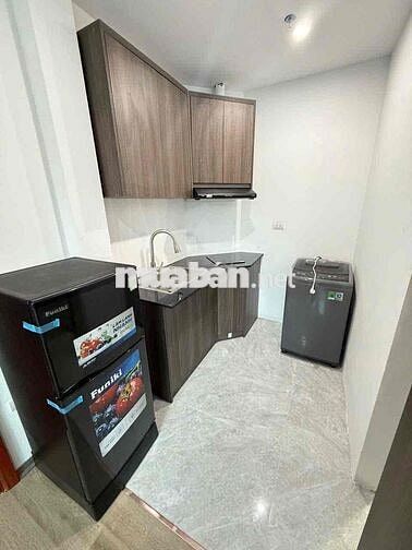 CCMN PHỐ DƯƠNG QUẢNG HÀM. RỘNG 33M2. THANG MÁY. GIÁ 6Tr2