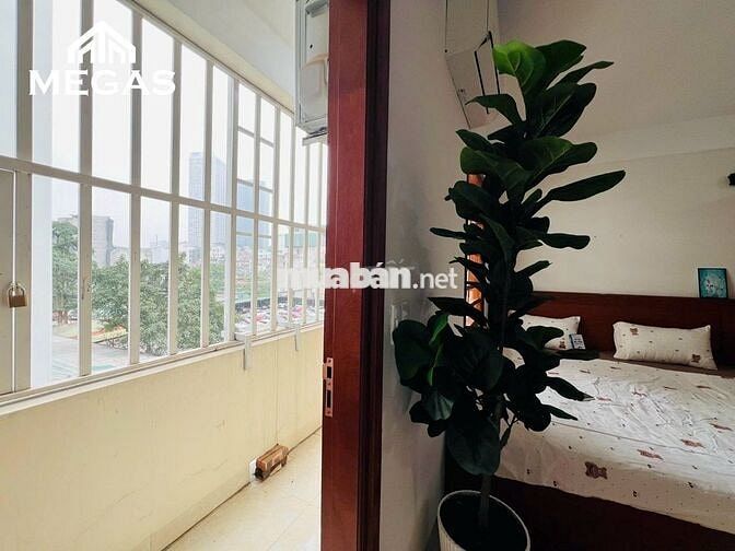Cho thuê phòng studio17/77/381 Nguyễn Khang, 35m2, giá 6tr