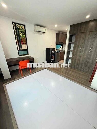 CCMN PHỐ DƯƠNG QUẢNG HÀM. RỘNG 33M2. THANG MÁY. GIÁ 6Tr2