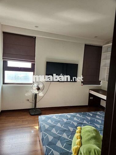 Cho thuê căn chung cư full nội thất chỉ việc vào ở