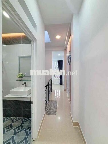 Nhà Đẹp 4 Tầng — Gần Hoà Bình Tô Hiệu Phan Anh HL2 (4m x 15m) Tây Nam