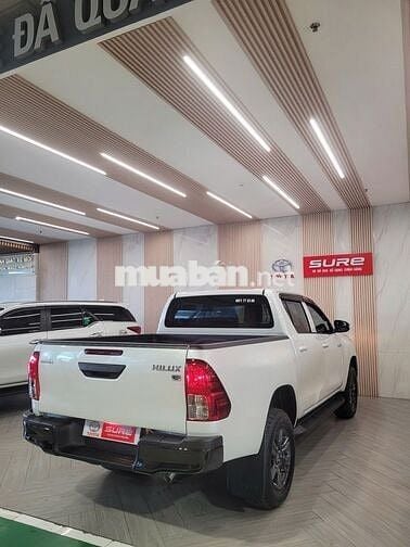Toyota Hilux 2025 2.4L 4x4 MT - 4000 km