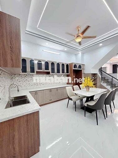 Nhà Đẹp 4 Tầng — Gần Hoà Bình Tô Hiệu Phan Anh HL2 (4m x 15m) Tây Nam