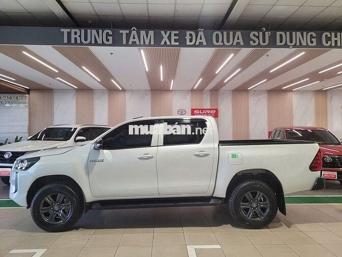 Toyota Hilux 2025 2.4L 4x4 MT - 4000 km