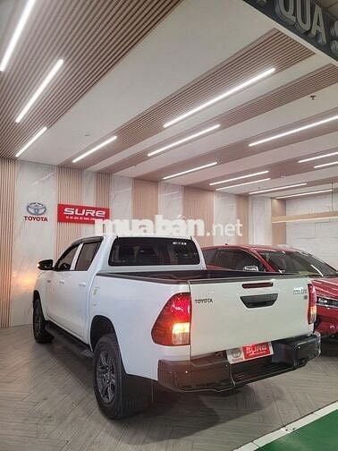 Toyota Hilux 2025 2.4L 4x4 MT - 4000 km