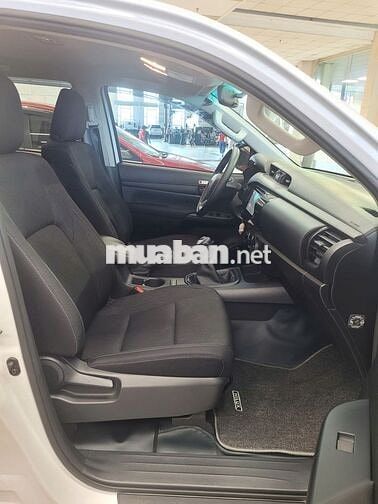 Toyota Hilux 2025 2.4L 4x4 MT - 4000 km