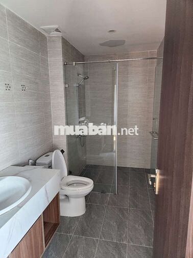 Cho thuê căn chung cư full nội thất chỉ việc vào ở