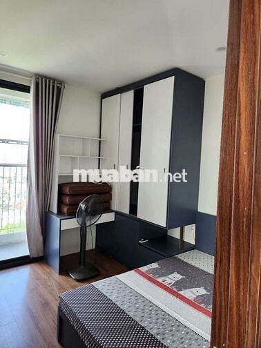 Cho thuê căn chung cư full nội thất chỉ việc vào ở