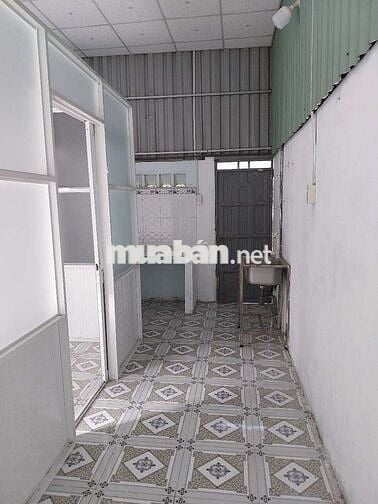 Nhà liền kề măt tiền đường ,sân vườn rộng thoáng mát yen tinh giá 3tr