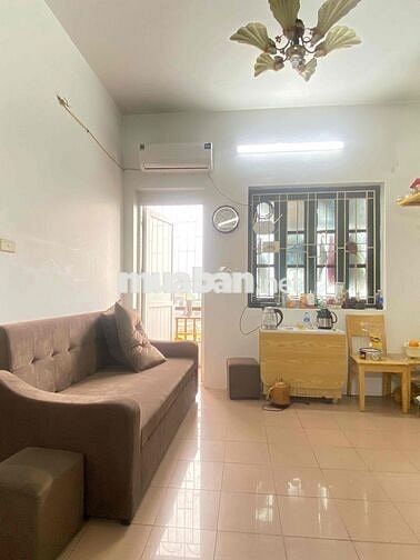 Bán Chung cư 2N1VS 45m2 Thạch Bàn - Long Biên 1.88 tỷ