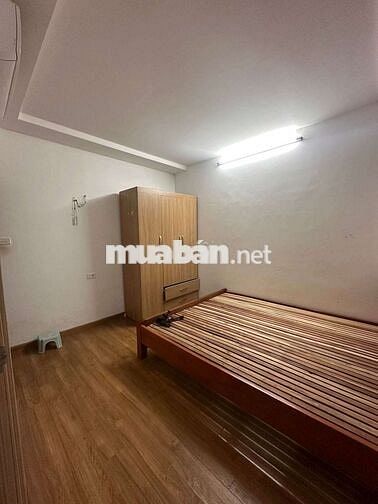 Bán căn hộ Ruby 3 Phúc Lợi 60m² 3 ngủ view hồ, giá hơn 3tỷ
