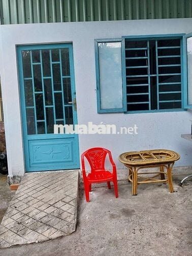 Nhà liền kề măt tiền đường ,sân vườn rộng thoáng mát yen tinh giá 3tr