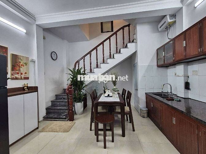 Bán nhà Bạch Mai -  Nhà đẹp ở luôn - 5 tầng - 3 ngủ  - giá 4.8 tỷ