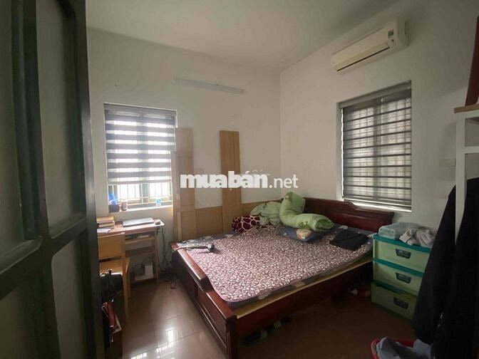 Bán Chung cư 2N1VS 45m2 Thạch Bàn - Long Biên 1.88 tỷ
