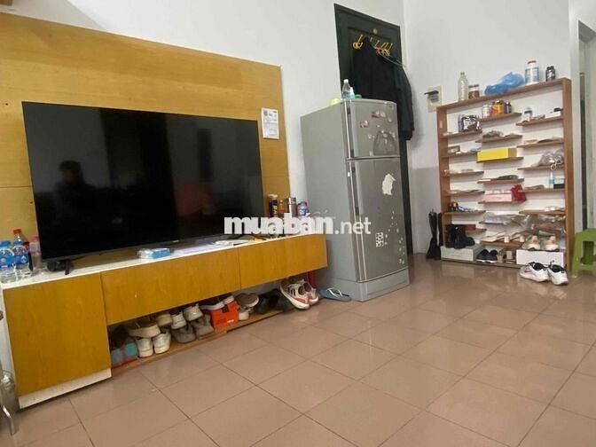 Bán Chung cư 2N1VS 45m2 Thạch Bàn - Long Biên 1.88 tỷ