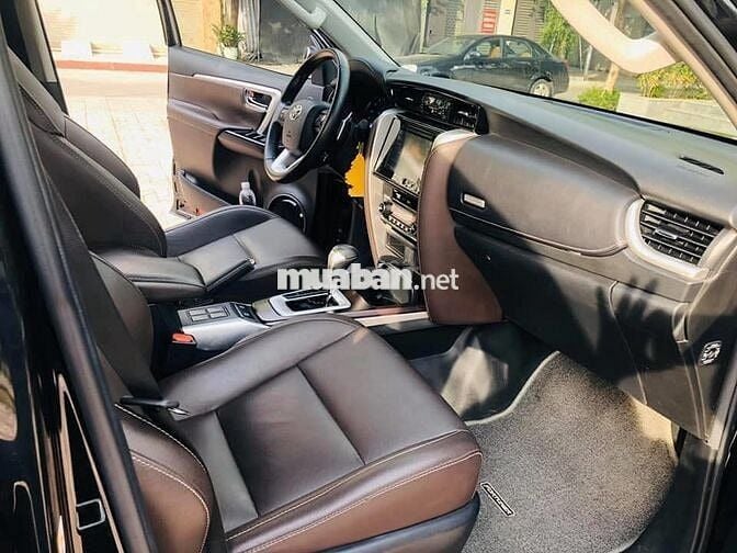 Toyota Fortuner 2020 2.7V 4x2 AT - 31,000 km.