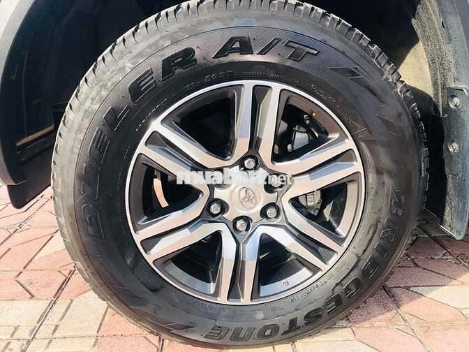 Toyota Fortuner 2020 2.7V 4x2 AT - 31,000 km.
