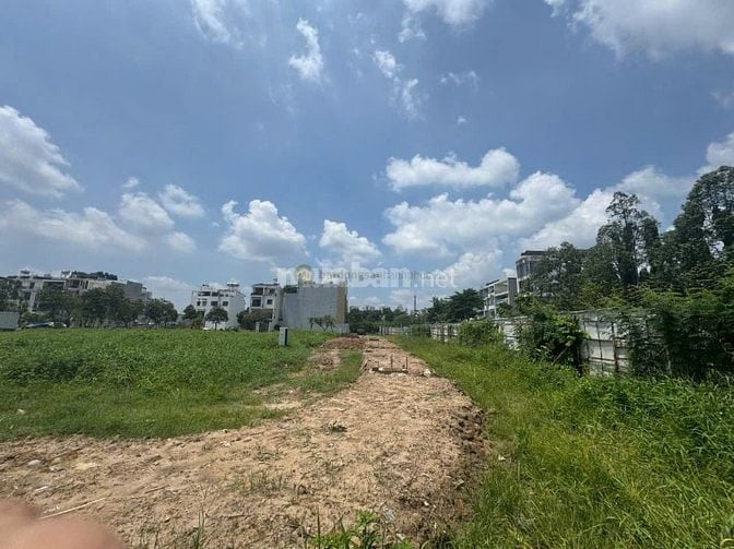 Bán 2 lô liền kề dự án Tân Tạo, mặt tiền đường Nguyễn Hoàng, P. An Phú
