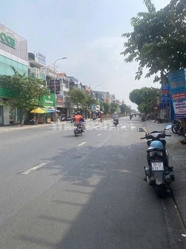 Cần bán gấp nhà mặt tiền Phan Văn Trị F7 DT 5x26m giá rẻ 19,9 tỷ