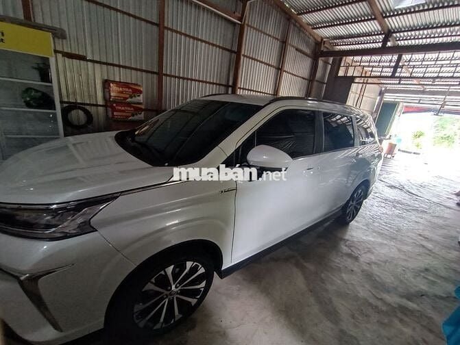 Toyota Veloz Cross 2023 - 46000 km