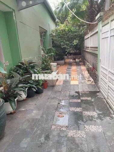 Cho thuê nhà vườn - 20*25m - hẻm xe tải - Bùi Đình Tuý - Bình Thạnh