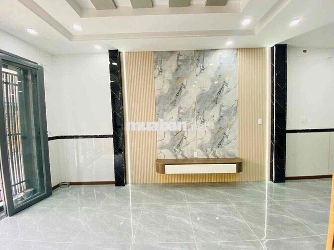 🟢Chủ Gửi Bán Nhà đẹp vào ở liền 👍    •Nhà thạnh lộc 14 gần ngã tư vườn
